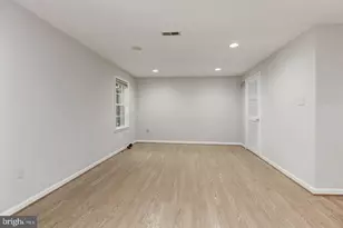 11748 Great Owl Cir, Reston, VA 20194 - Photo 21