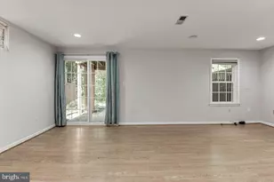 11748 Great Owl Cir, Reston, VA 20194 - Photo 19