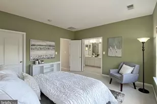 13901 Gothic Dr, Centreville, VA 20121 - Photo 27