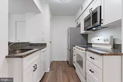 5766 Rexford Court #M, Springfield, VA 22152 - Photo 9