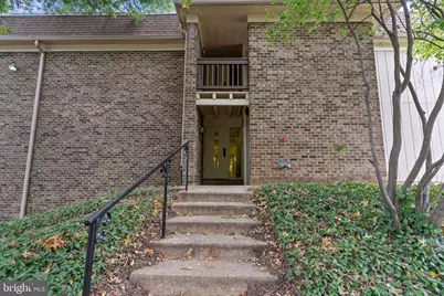 5766 Rexford Court #M, Springfield, VA 22152 - Photo 3