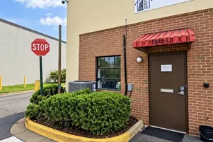 5645 General Washington Dr, Alexandria, VA 22312 - Photo 1