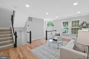 6133 Joust Ln, Alexandria, VA 22315 - Photo 7