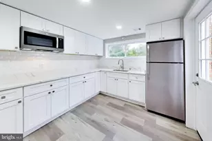 5309 Oldcastle Ln, Springfield, VA 22151 - Photo 21