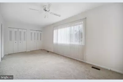 5490 Safe Harbor Court, Fairfax, VA 22032 - Photo 13