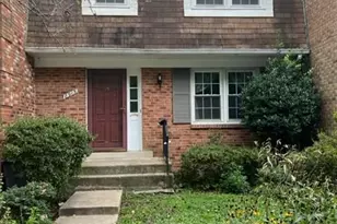 8915 Grandstaff Ct, Springfield, VA 22153 - Photo 1