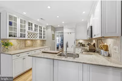 6659 Madison McLean Drive N, McLean, VA 22101 - Photo 3