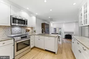 6659 Madison McLean Dr N, McLean, VA 22101 - Photo 7