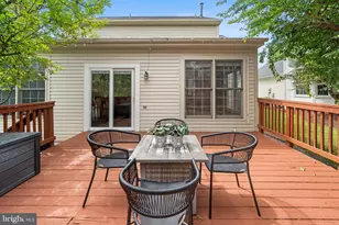 5608 Schoolfield Ct, Centreville, VA 20120 - Photo 35