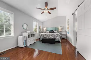 5608 Schoolfield Ct, Centreville, VA 20120 - Photo 15