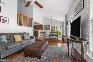 5608 Schoolfield Ct, Centreville, VA 20120 - Photo 11
