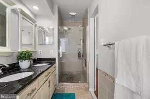 5608 Schoolfield Ct, Centreville, VA 20120 - Photo 19