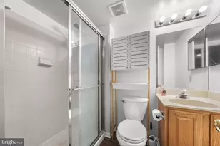 5608 Schoolfield Ct, Centreville, VA 20120 - Photo 33
