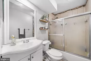 5608 Schoolfield Ct, Centreville, VA 20120 - Photo 23