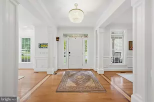 914 Plum St SW, Vienna, VA 22180 - Photo 3