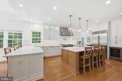 914 Plum Street SW, Vienna, VA 22180 - Photo 11