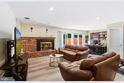 9415 Park Hunt Court, Springfield, VA 22153 - Photo 5
