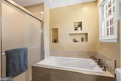 9415 Park Hunt Court, Springfield, VA 22153 - Photo 25