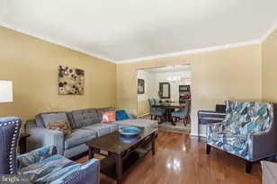 9415 Park Hunt Ct, Springfield, VA 22153 - Photo 9