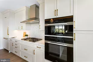 6718 Lowell Ave, McLean, VA 22101 - Photo 5