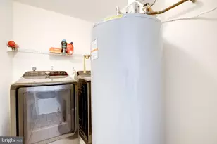 14366 Havener House Ct, Centreville, VA 20120 - Photo 19