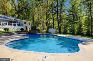 7510 Willowbrook Rd, Fairfax Station, VA 22039 - Photo 3