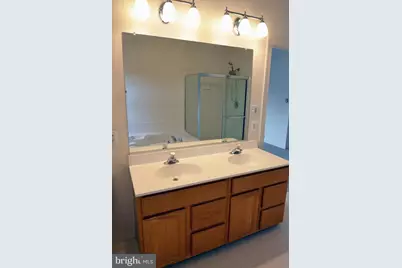 14243 Glade Spring Drive, Centreville, VA 20121 - Photo 13