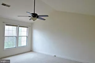 14243 Glade Spring Dr, Centreville, VA 20121 - Photo 11