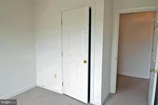 14243 Glade Spring Dr, Centreville, VA 20121 - Photo 15
