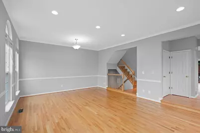 6350 Regal Oak Drive, Springfield, VA 22152 - Photo 11
