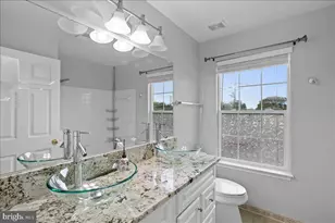 6350 Regal Oak Dr, Springfield, VA 22152 - Photo 25