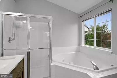 6350 Regal Oak Drive, Springfield, VA 22152 - Photo 19