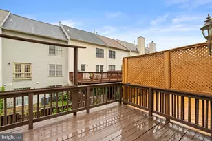 14614 Creek Valley Ct, Centreville, VA 20120 - Photo 11