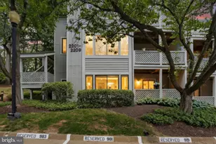2205 Hunters Run Dr, Reston, VA 20191 - Photo 1