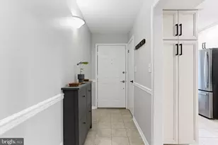 2205 Hunters Run Dr, Reston, VA 20191 - Photo 9