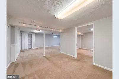 7108 Ordway Road, Centreville, VA 20121 - Photo 21