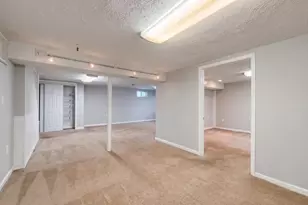 7108 Ordway Rd, Centreville, VA 20121 - Photo 21