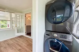 7108 Ordway Rd, Centreville, VA 20121 - Photo 9