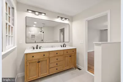 [Address not provided], Alexandria, VA 22310 - Photo 69