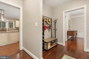3736 Pilgrim Green Way, Fairfax, VA 22033 - Photo 7