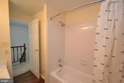 7985 Tyson Oaks Circle, Vienna, VA 22182 - Photo 17