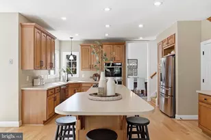 11689 Caris Glenne Dr, Herndon, VA 20170 - Photo 31