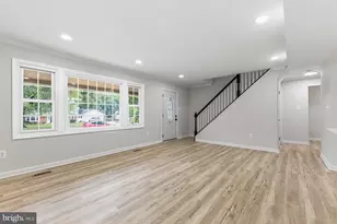 13117 Melville Ln, Fairfax, VA 22033 - Photo 5
