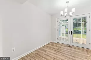 13117 Melville Ln, Fairfax, VA 22033 - Photo 11