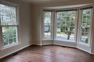 7001 Fieldhurst Ct, Alexandria, VA 22315 - Photo 3