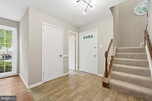 6364 Buffie Ct, Burke, VA 22015 - Photo 11
