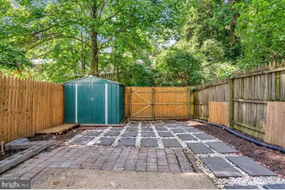7821 Groveland Square, Springfield, VA 22153 - Photo 35