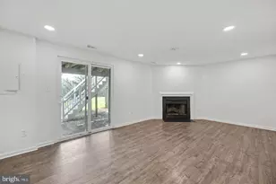 13803 Laura Ratcliff Ct, Centreville, VA 20121 - Photo 29