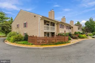 6043 Essex House Square, Alexandria, VA 22310 - Photo 3