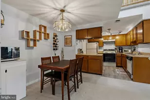 6043 Essex House Square, Alexandria, VA 22310 - Photo 13
